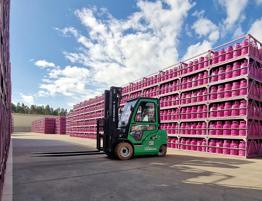 Hangcha Li-ion Forklift Application Case - Energy Industry-01.jpg